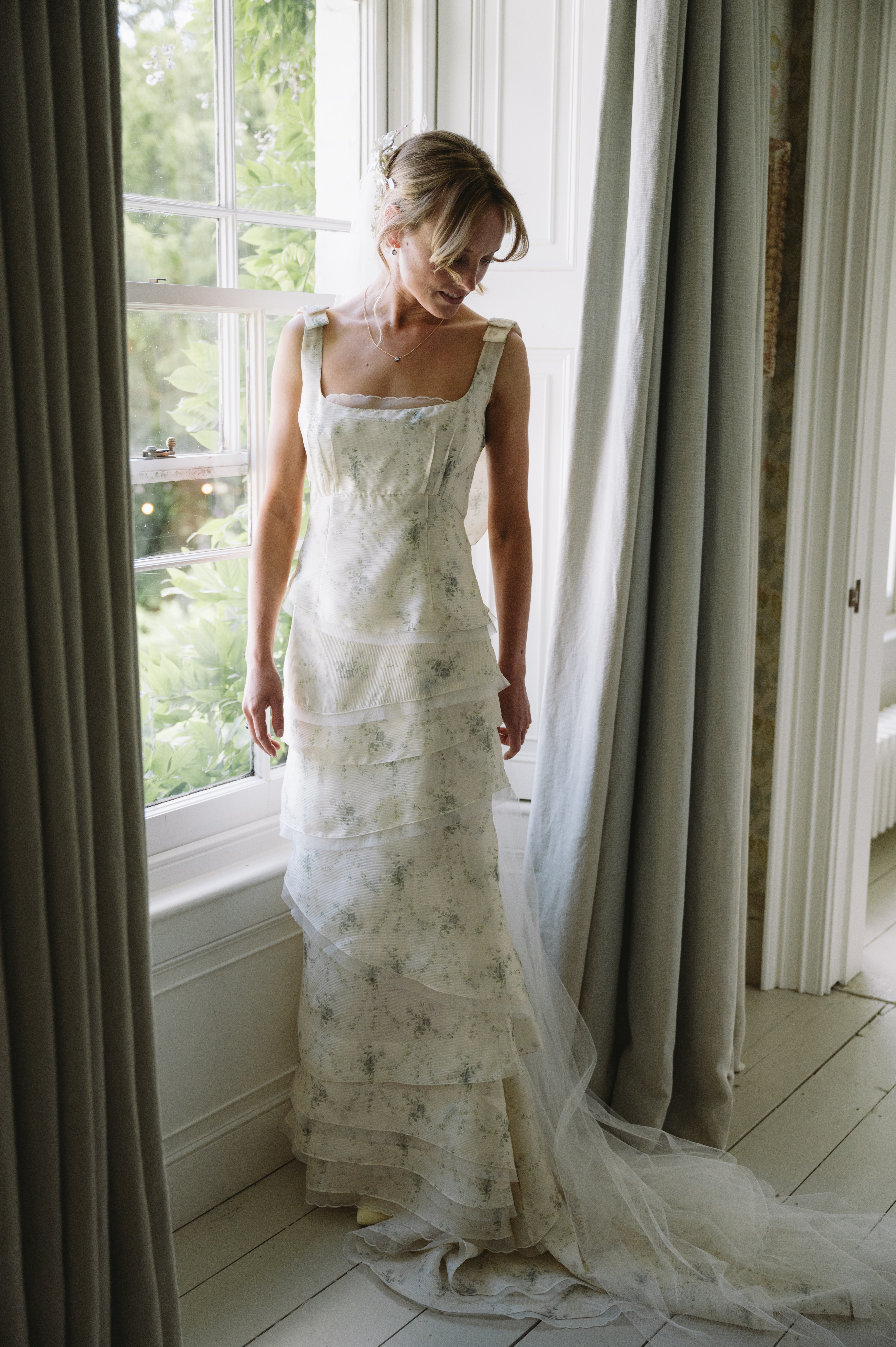 Second-hand wedding dresses: a bride wearing a dress from The Loop