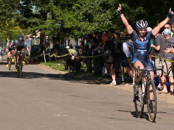 Laura Van Gilder (CS &ndash; Athletes Serving Athletes) makes it two for two in the same weekend.