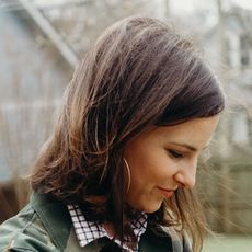 Hair, Hairstyle, Long hair, Brown hair, Photography, Jacket, Fawn, 