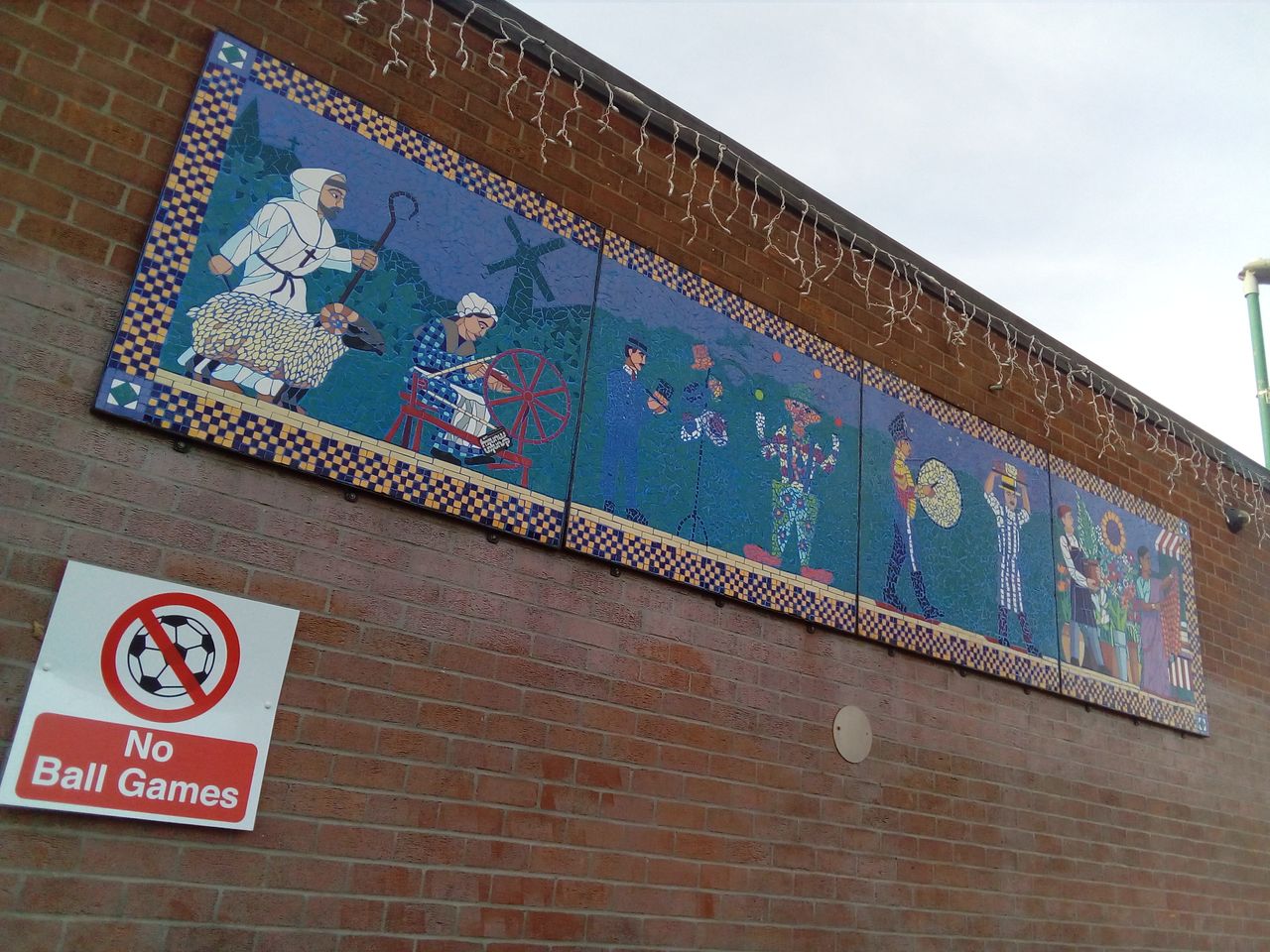 The colours in this mural are actually a lot brighter than this image would have you believe.
