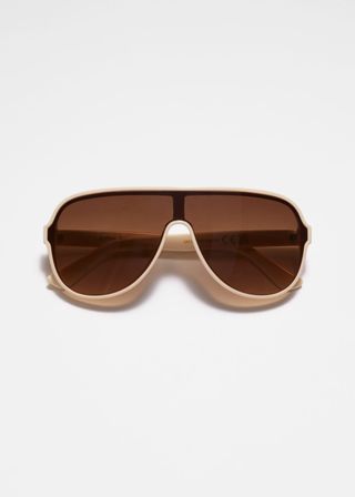 Aviator Style Sunglasses