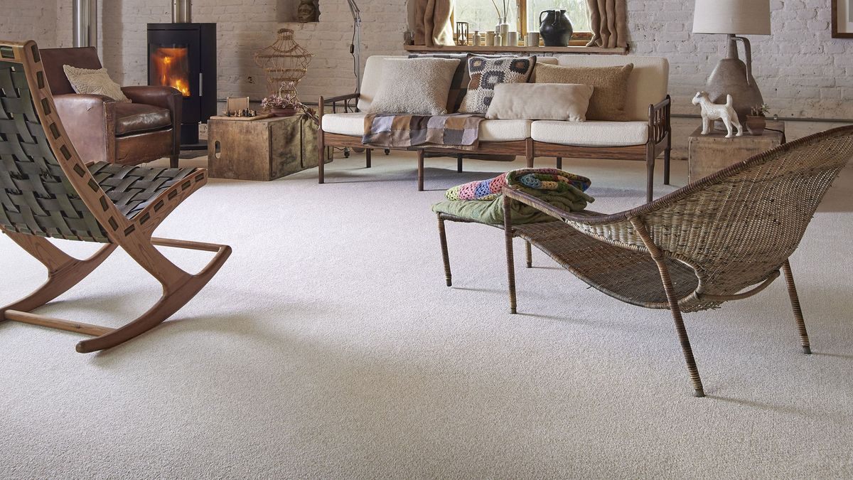 What carpet costs can you expect when updating flooring? Homebuilding