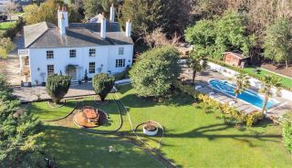 Addington House, Dulwich, aerial view