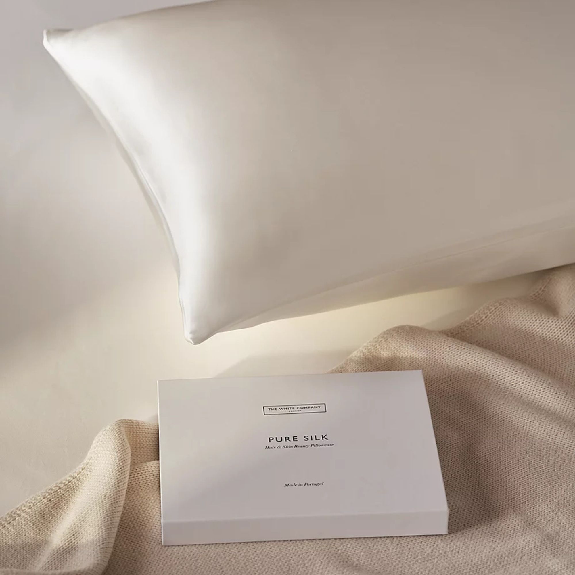 The The White Company Silk Hair &amp;amp; Skin Pillowcase