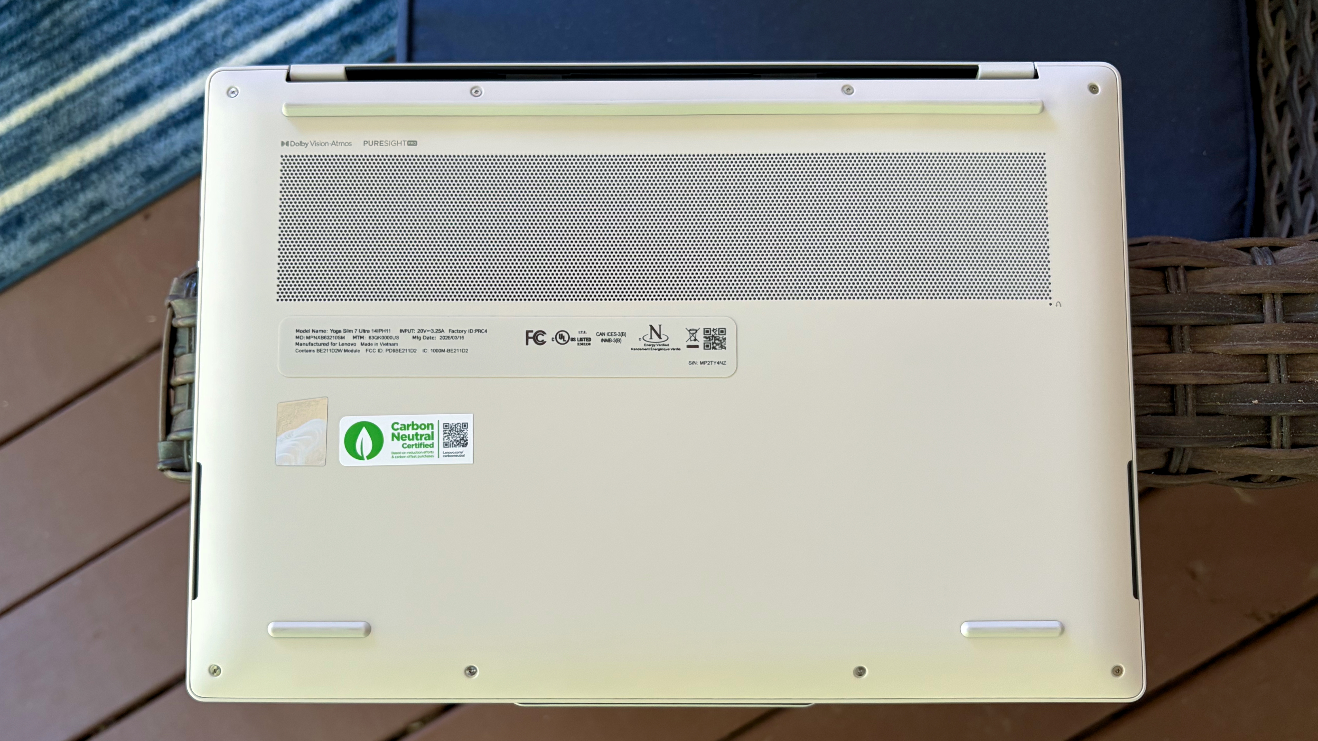 Lenovo Yoga Slim 7i Aura Edition Gen 11