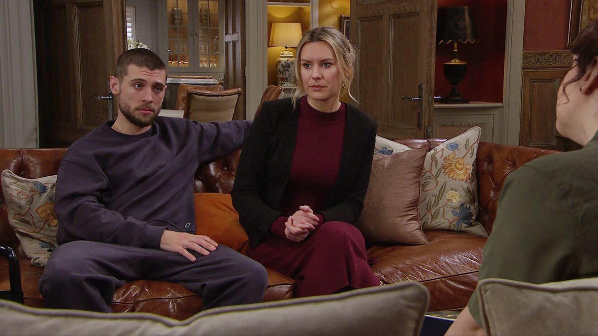Emmerdale spoilers: Aaron finds John MISSING on their wedding day