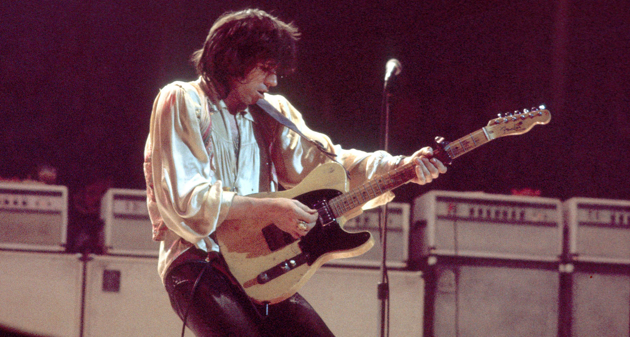 Keith Richards plays Micawber: The inclusion of open strings within chords played in standard tuning can produce unique and inspiring sonic variations, as players such as Richards have shown
