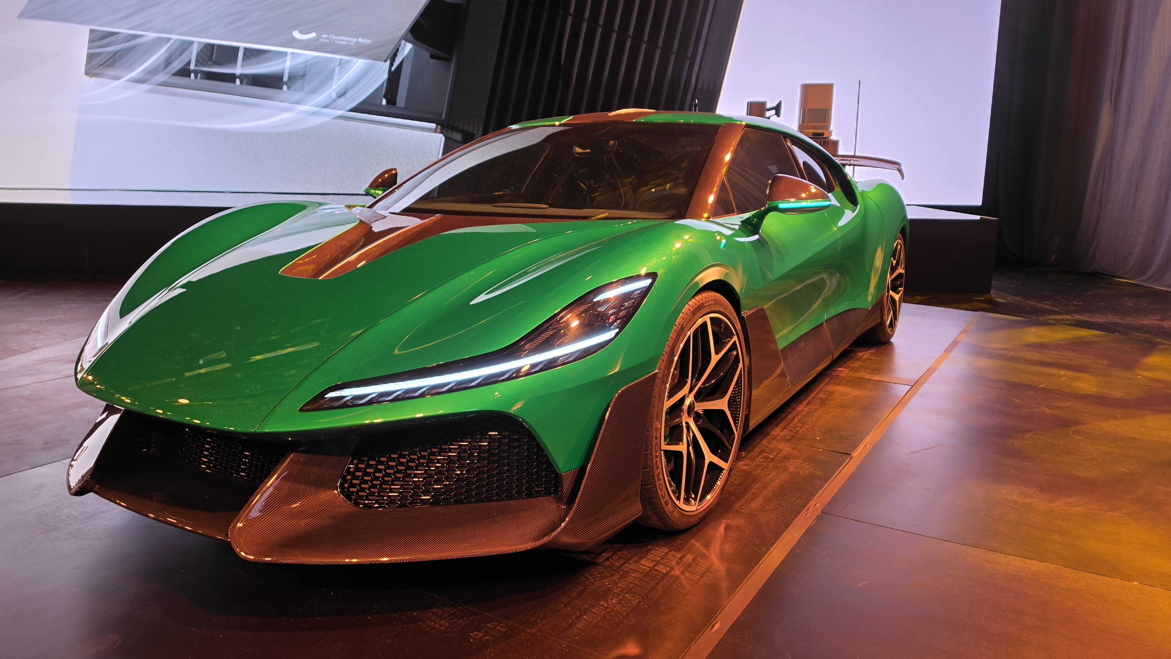 The Dreame rocket-powered electric vehicle