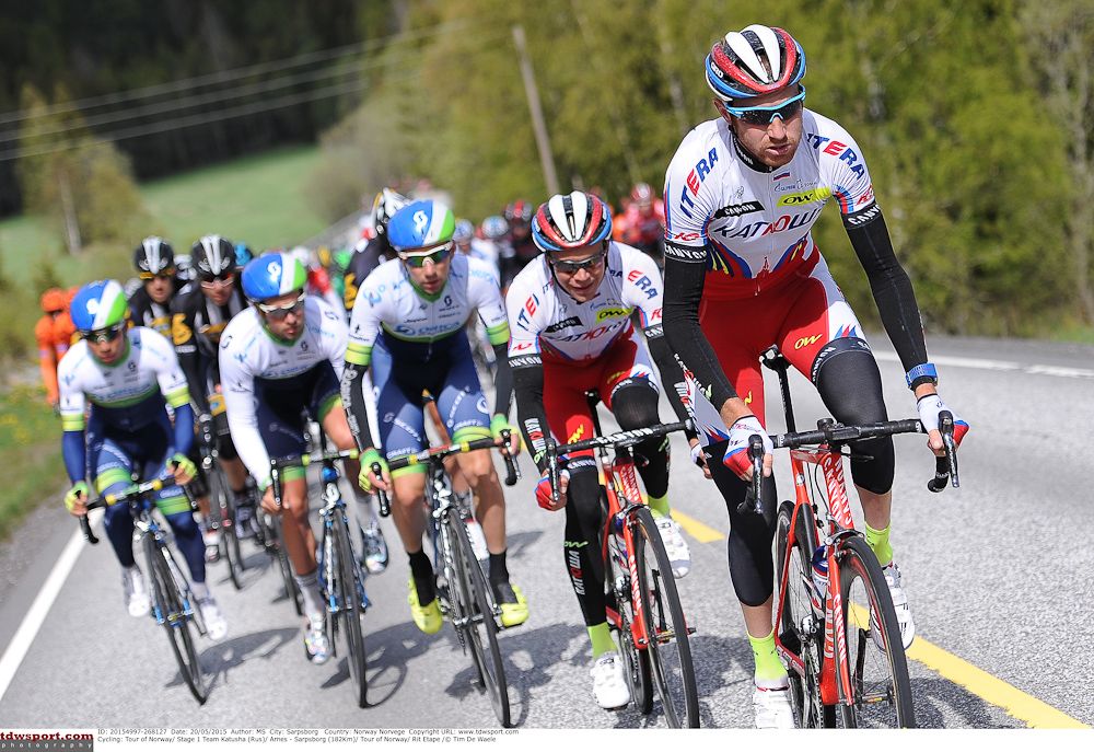 Team Katusha leads the chase during stage 1.