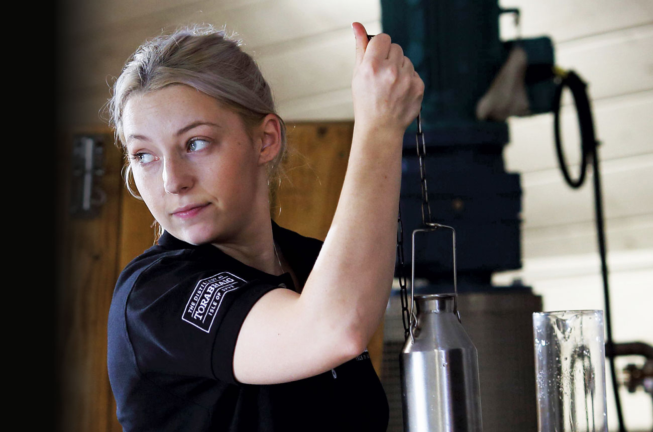 DEC282.young_distillers.torabhaig_distillery_iona_2.jpg