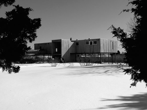 View of Hamilton and Caroline Smith House