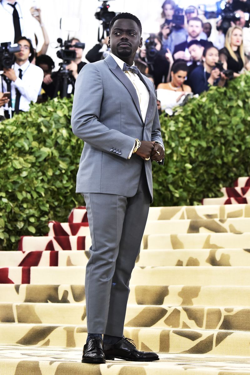 Suit, Fashion, Outerwear, Event, Formal wear, White-collar worker, Ceremony, Style,