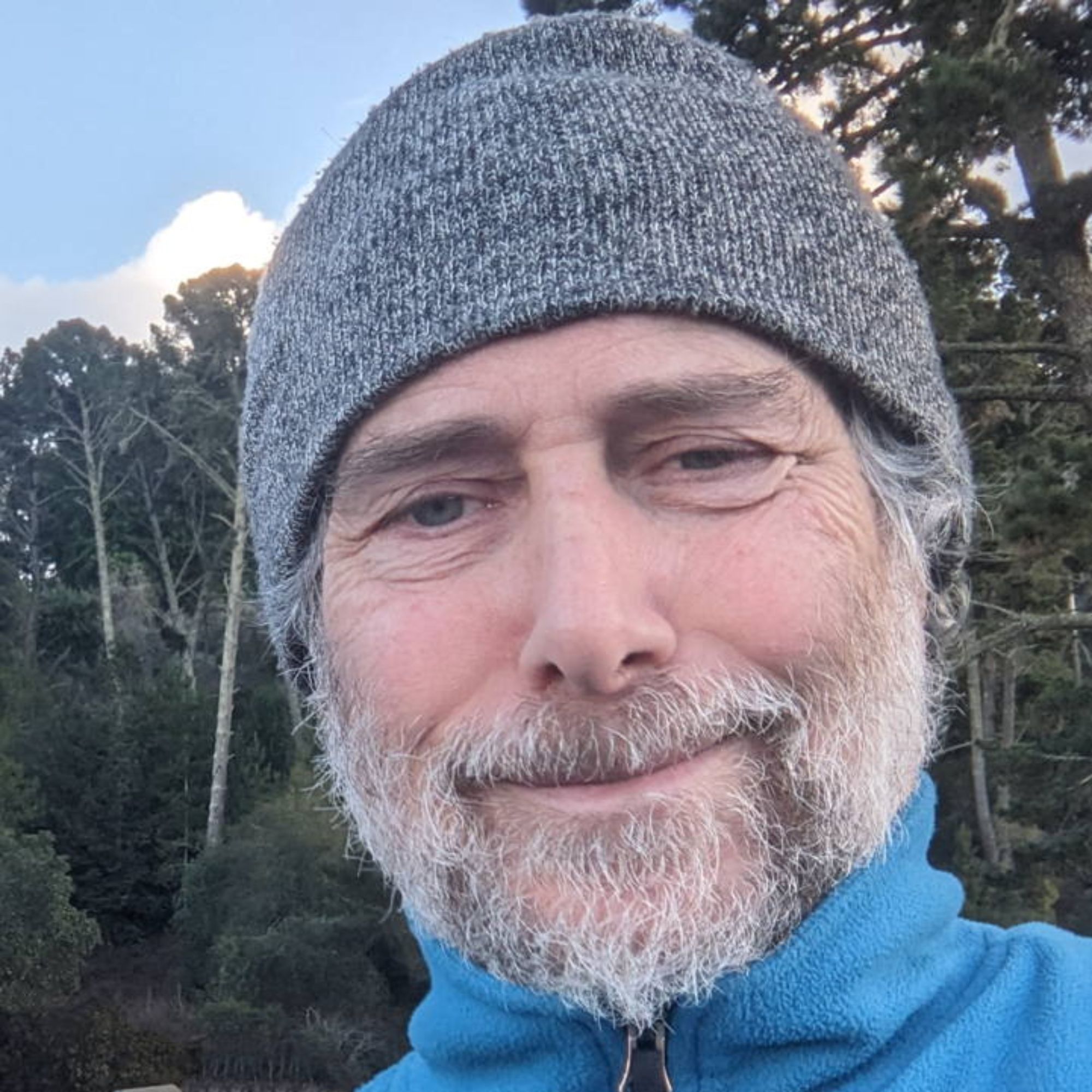 A headshot of Lincoln Stoller