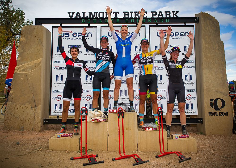 The elite women's podium 1st through 5th place: Georgia Gould (Luna), Caroline Mani (Raleigh Clement), Meredith Miller (Noosa), Caitlyn Vestal (Feedback Sports), and Teal Stetson-Lee (Scott 3Rox).
