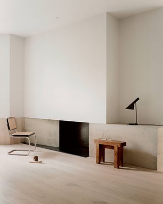 Modern living space by McLaren Excell (photograph by Simone Bossi)