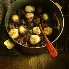 Beef meatballs in Guinness with horseradish dumplings