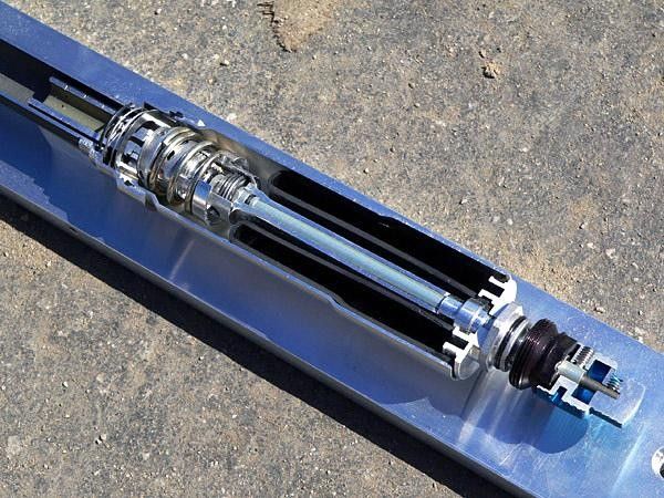 All of the 36 forks will use Fox's sealed FIT cartridge, which uses a rubber bladded to accommodate fluid expansion.