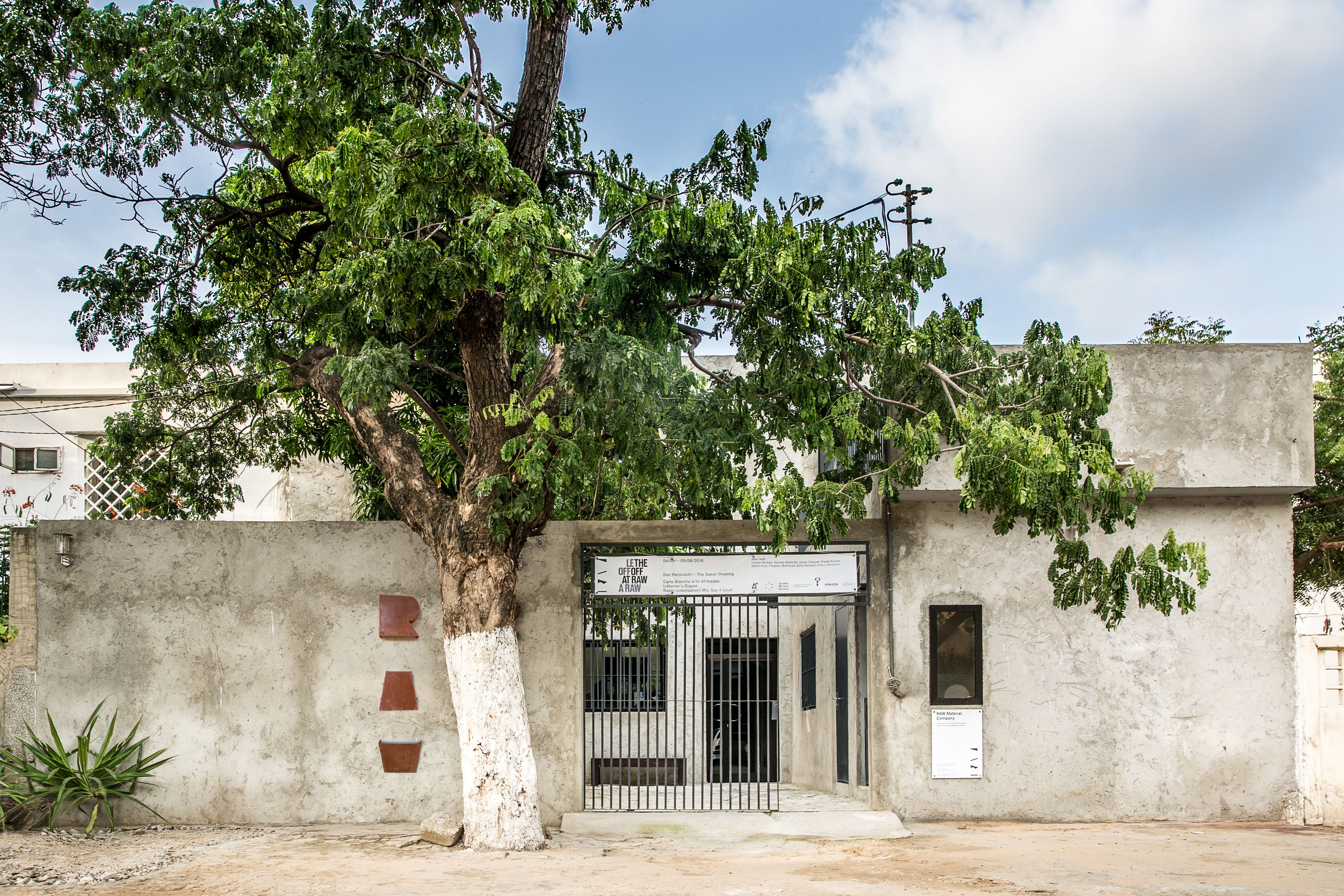 Facade of RAW Material Company ©Antoine Tempe