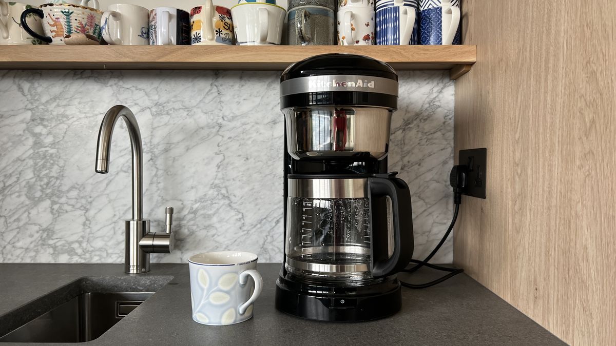 KitchenAid 12 Cup Drip Coffee Maker with Spiral Showerhead Black Onyx
