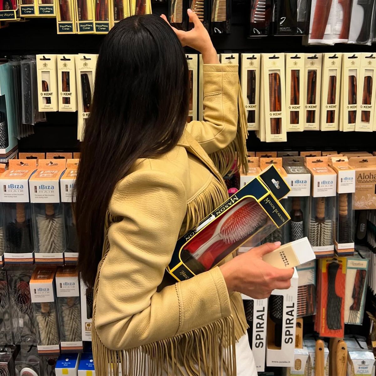 Suddenly, Everyone With Good Taste Is Styling Fall Outfits With This Jacket Trend in 2025