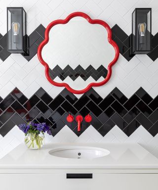 subway bathroom tile ideas with black and white tile