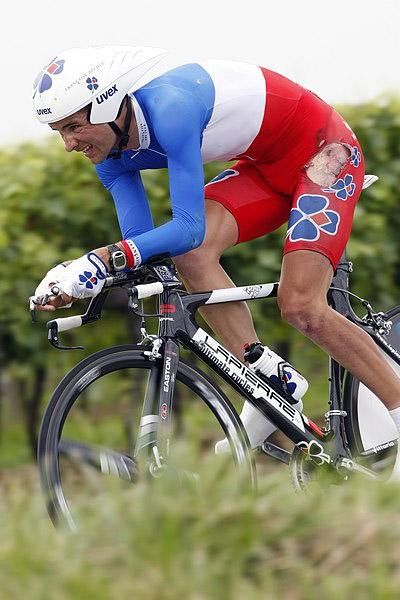 Benoit Vaugrenard crashed in the time trial