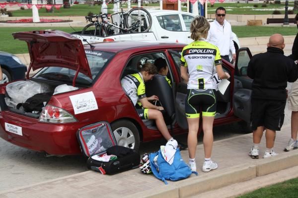 Nicole Cooke (MCipollini-Giordana) ahead of stage two.