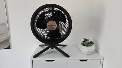 Dimplex DuoCool Smart Cordless 2-in-1 Fan straight on