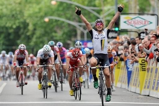 John Degenkolb (HTC-Highroad) triumphs in stage 2.