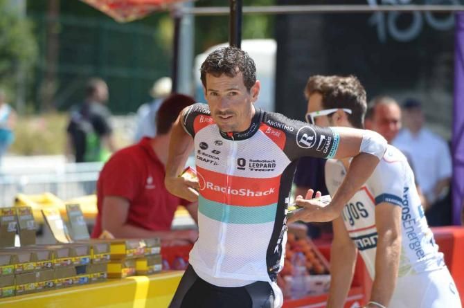 Andreas Kloden (RadioShack-Leopard) stocks up.