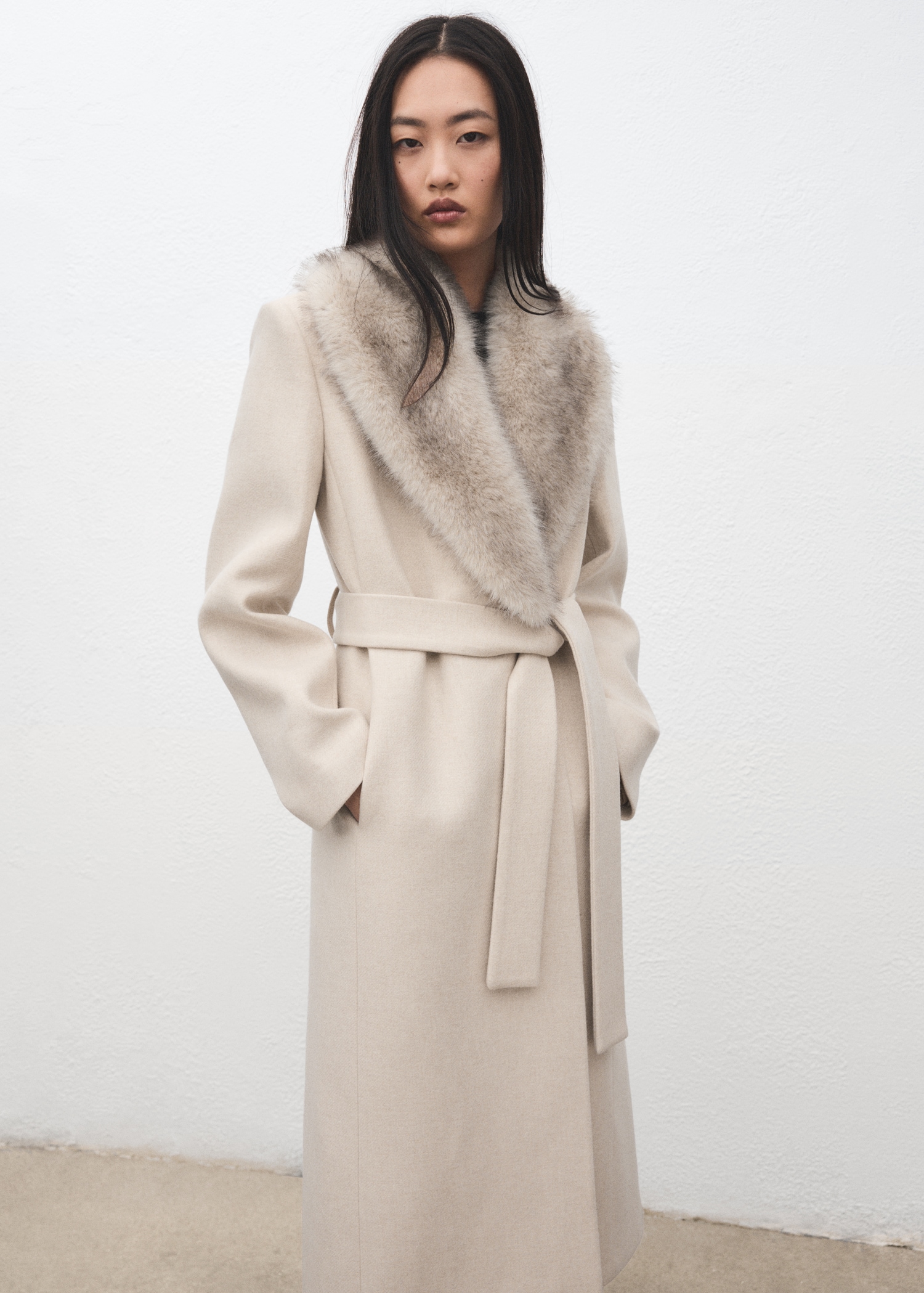 Manteco Wool Coat With Fur Collar - Women | Mango Usa
