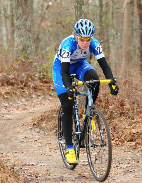 It was surprising to see Georgia Gould (Luna Pro Team) a bit off the leaders pace today
