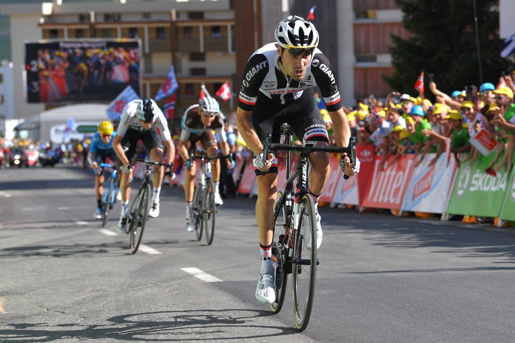 Tom Dumoulin tries his luck