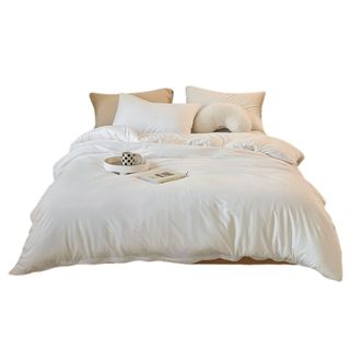 White comforter set