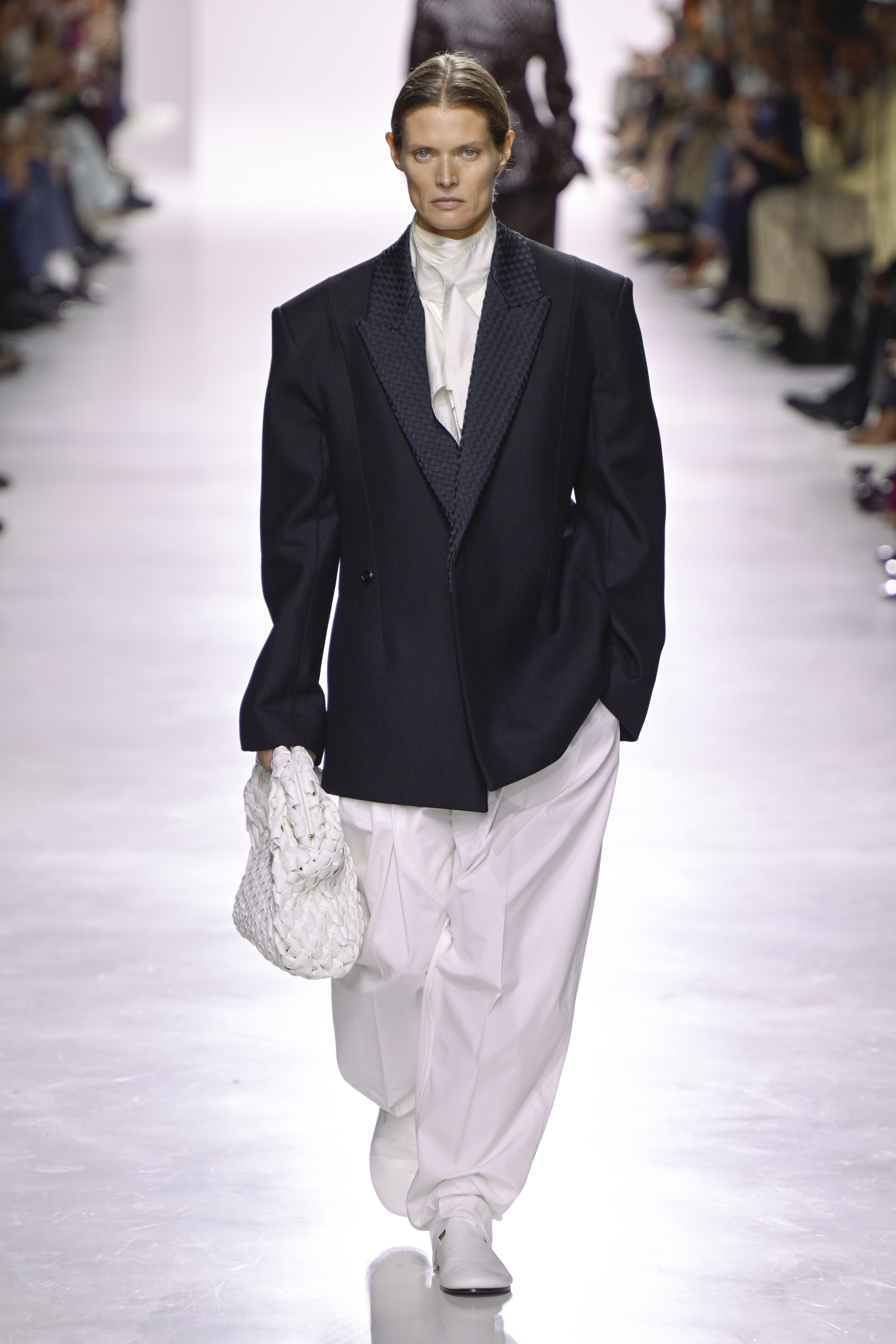 Bottega Veneta SS 2026 runway show by Louis Trotter