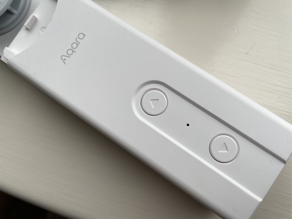 Aqara Roller Shade Driver E1 review HomeKit smarts for dumb beaded