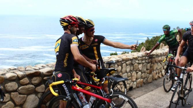 Kristian Sbaragli, Songezo Jim and Youcef Reguigui take a selfie