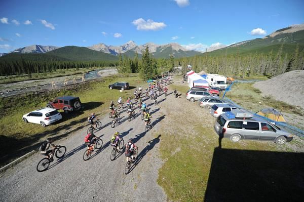 TransRockies racers roll out for stage 5