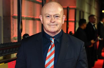 Tough guy Ross Kemp reduced to tears - Daily Star