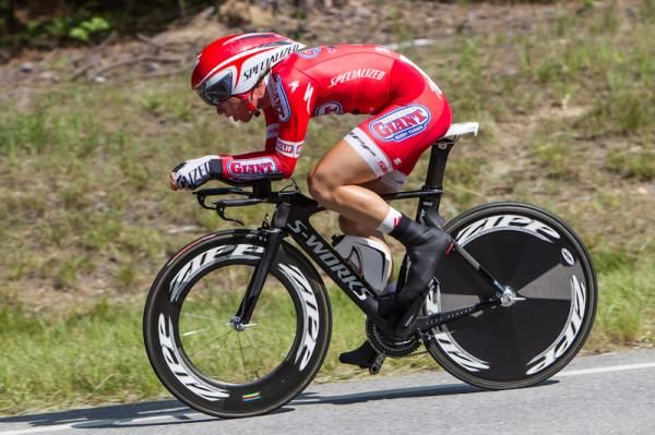 Evan Huffman (Cal Giant-Berry Farms) sets out on the course to became the U23 National Champ.
