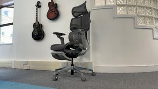 Hinomi X1 ergonomic chair review: is it too feature-filled for its own good?