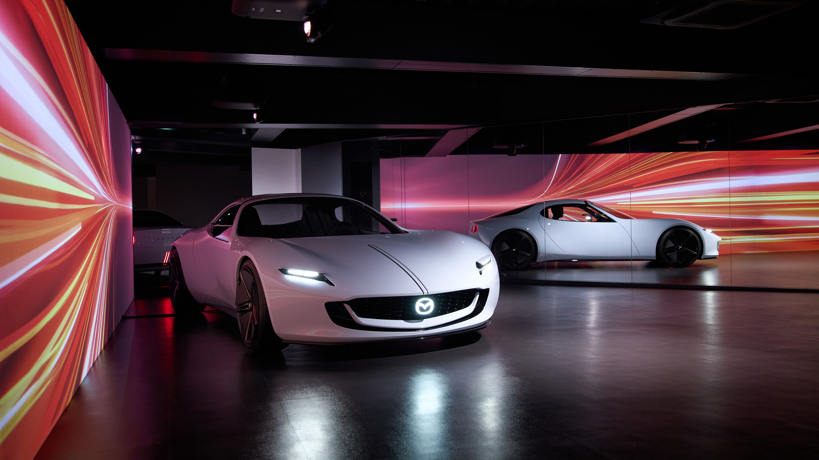 2023 Mazda Iconic SP