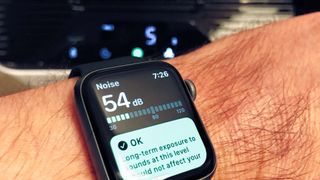 Elechomes Smart Wifi Air Purifier Sound Measurement via an Apple Watch