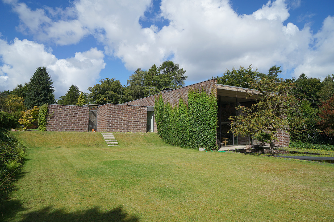 Knud Holscher House