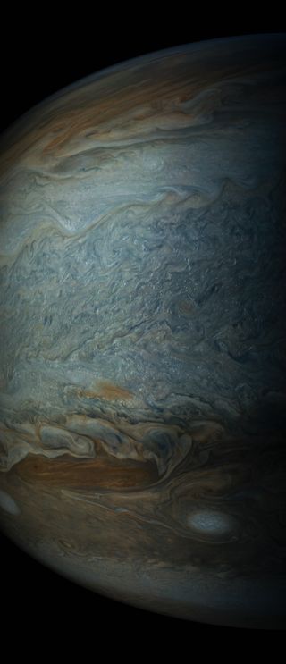 Small bright clouds of water ice and/or ammonia ice dot Jupiter’s entire south tropical zone in this image captured by NASA’s Juno spacecraft on May 19, 2017, at an altitude of 7,990 miles (12,858 kilometers). This is the first time so many cloud towers have been visible, possibly because the late-afternoon lighting is particularly good at this geometry.
