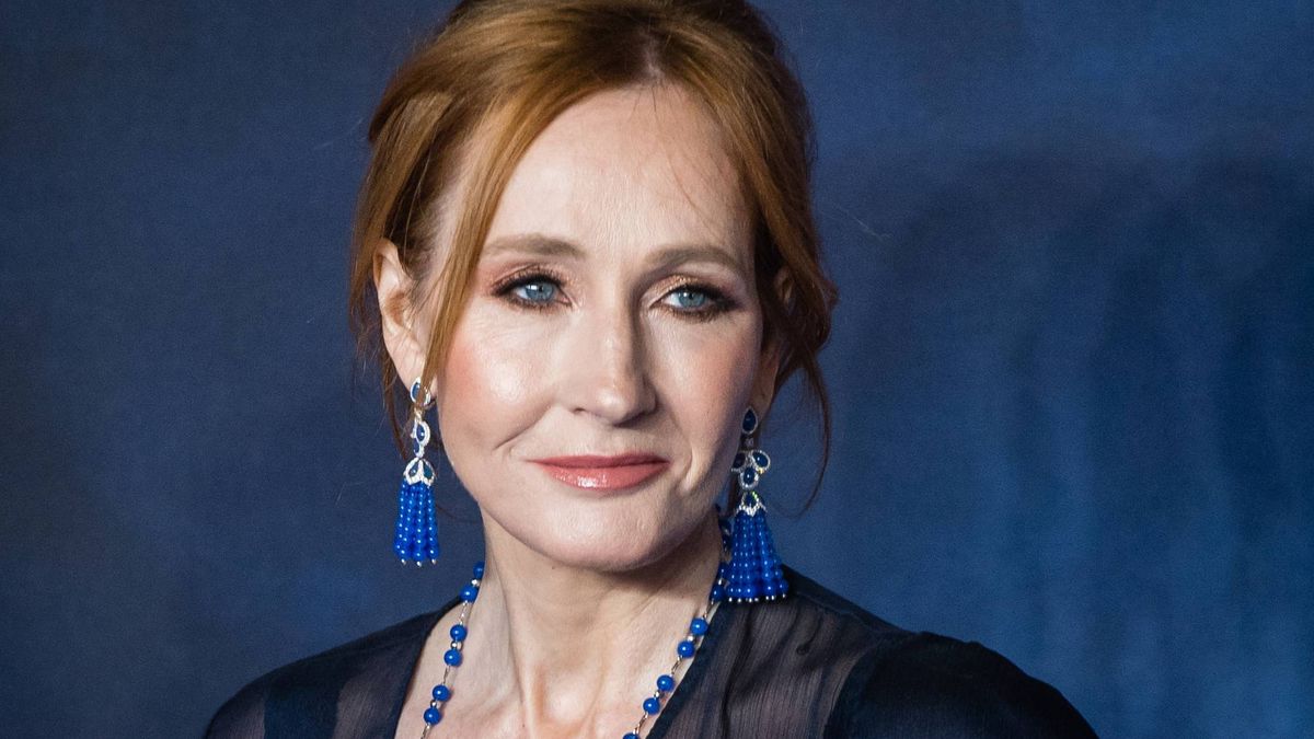 JK Rowling a donné aux fans de Harry Potter un aperçu de sa bibliothèque et c'est épique