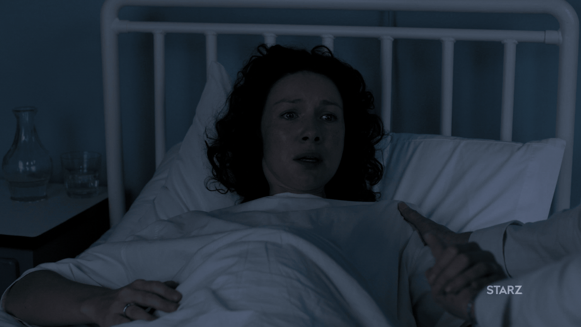 outlander season 3 trailer claire meets brianna