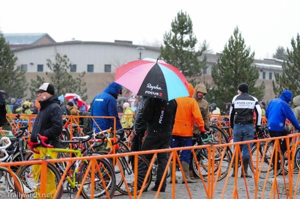 The pits were not very busy due to the very thin mud