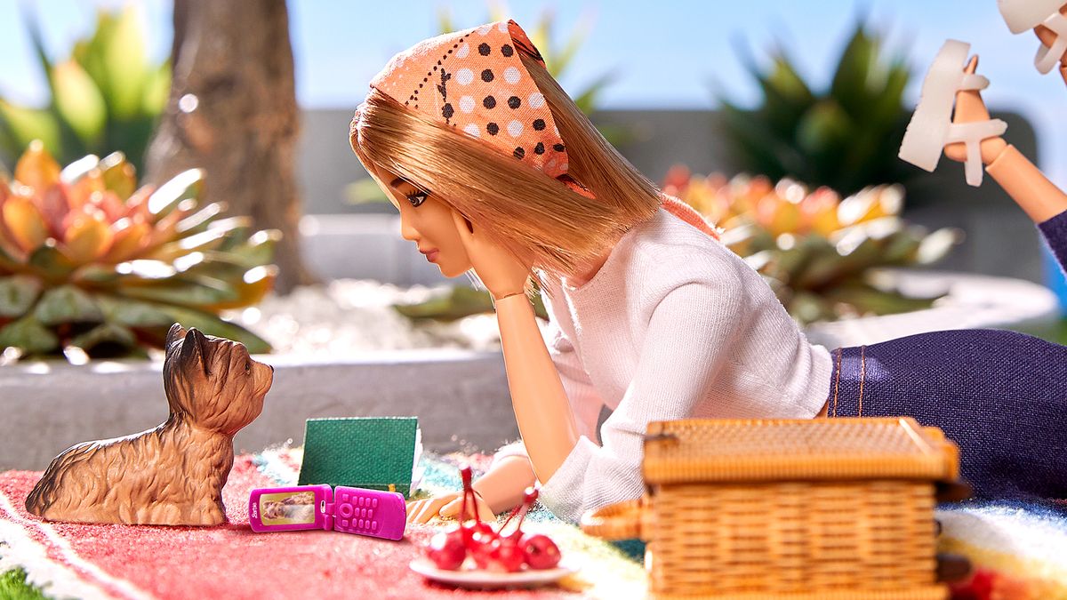 Barbie Flip Phone