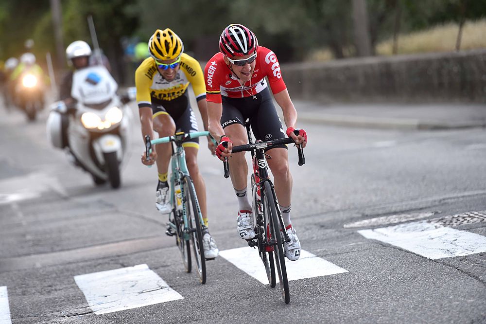 Tim Wellens (Lotto Soudal) bridges up to Martijn Keizer (Team LottoNL-Jumbo)